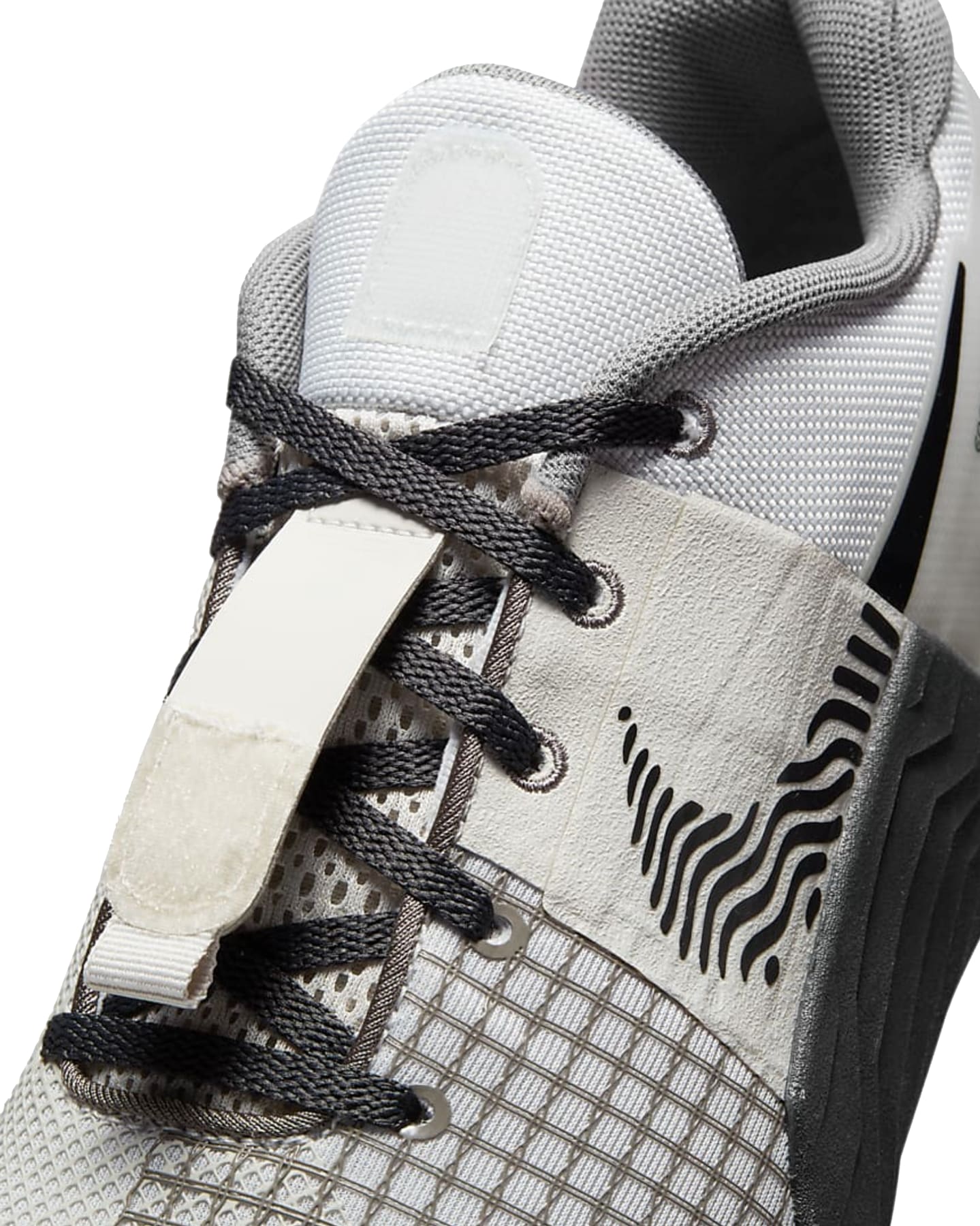 Nike metcon tr top
